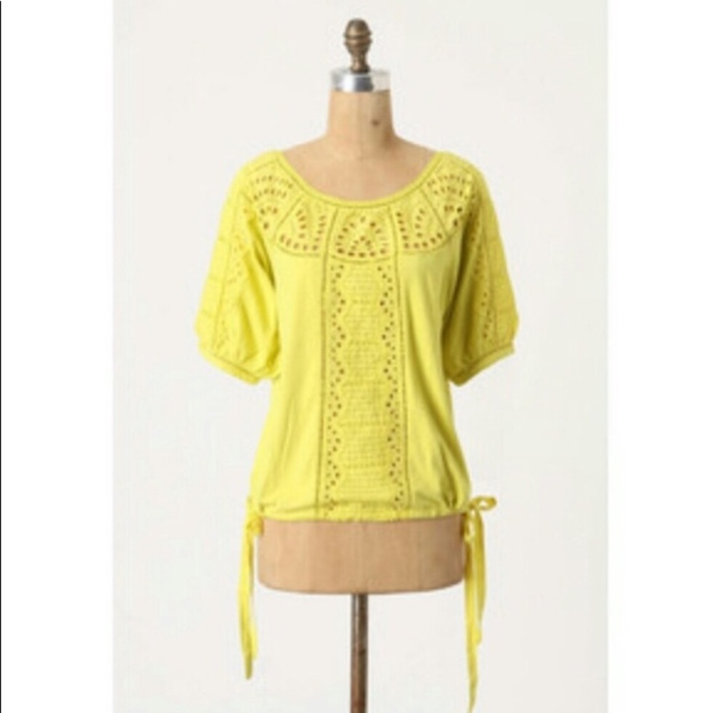 Vanessa Virginia Anthro Pemet Yellow Lace top sz M